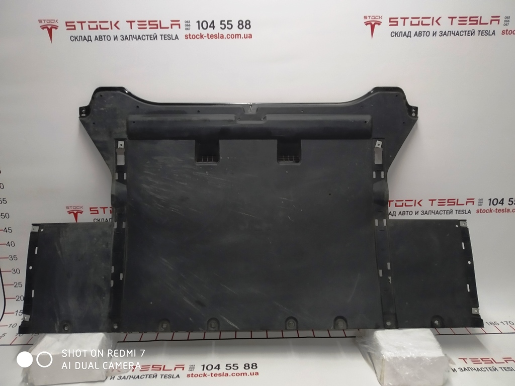 1 车底盖后特斯拉 Model S 1008513-00-D